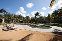outrigger mauritius
