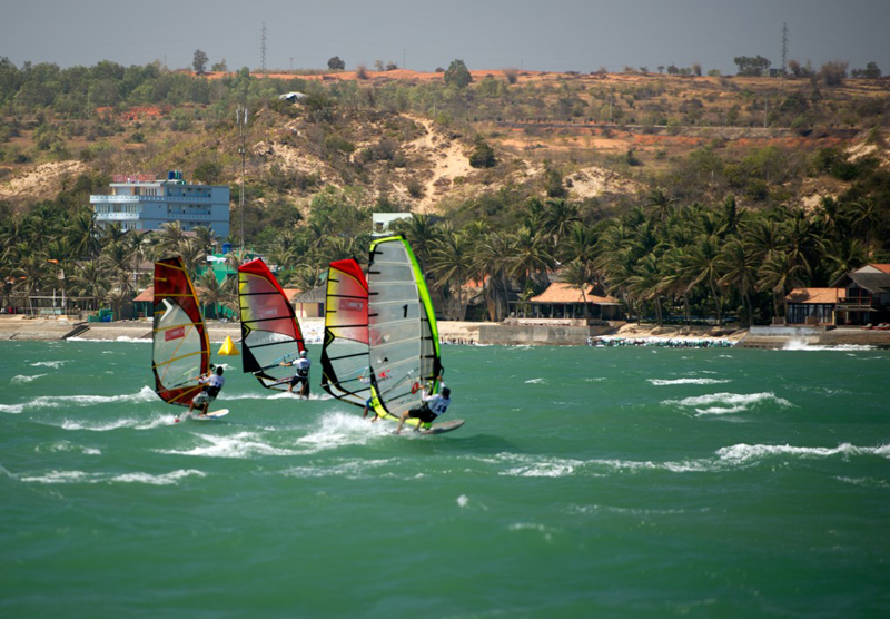 windsurfing-mui-ne