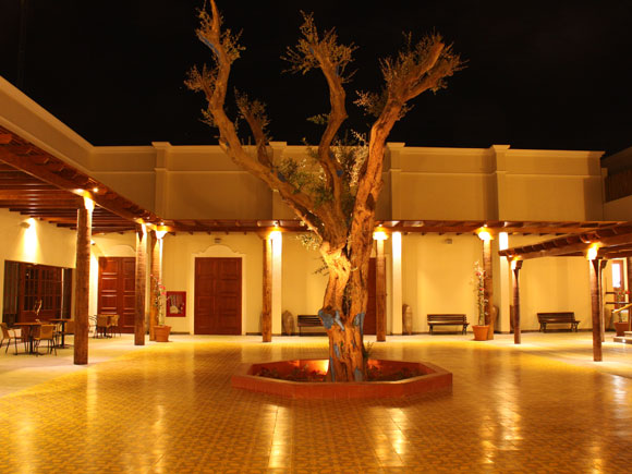 HOTEL in PARACAS