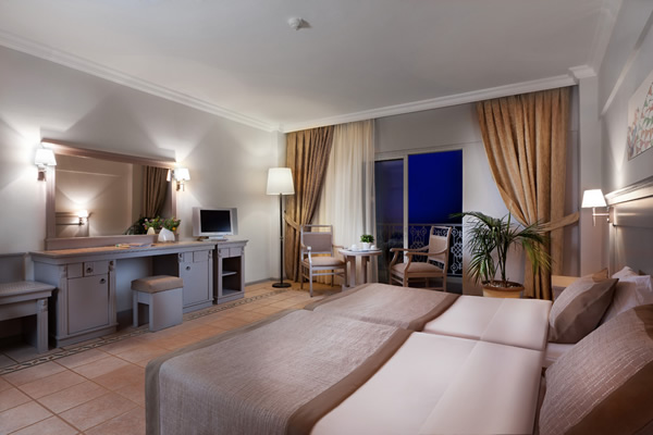 HOTEL in ALACATI