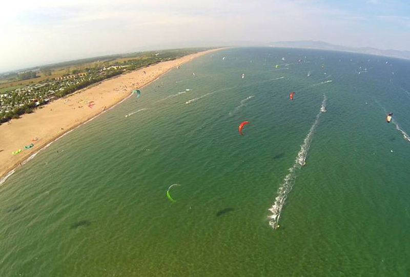 golf-de-roses-kitesurfing