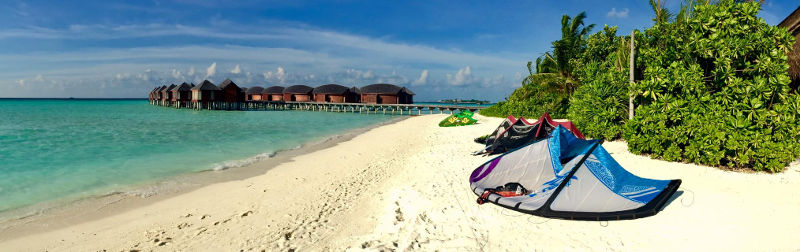 maldives-anantara-beach-kitesurf