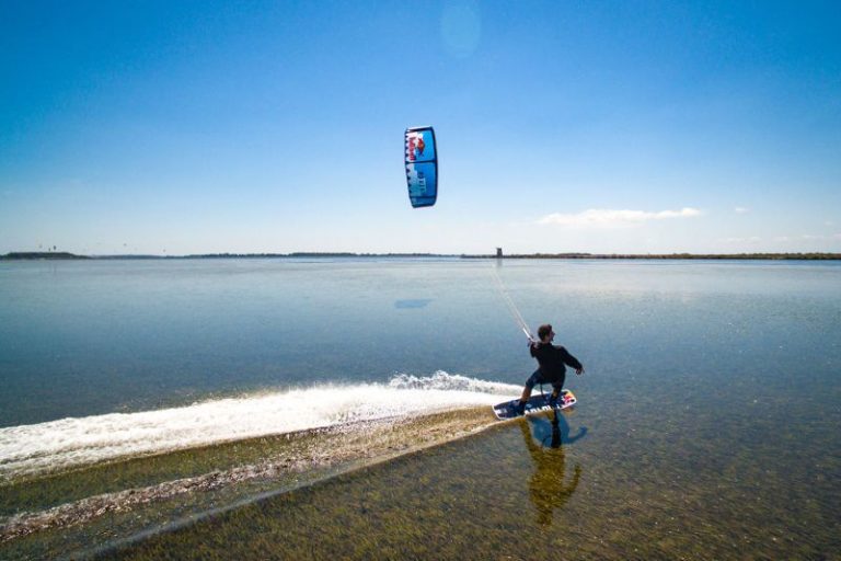 Kitesurfing the Lo Stagnone lagoon, Sicily