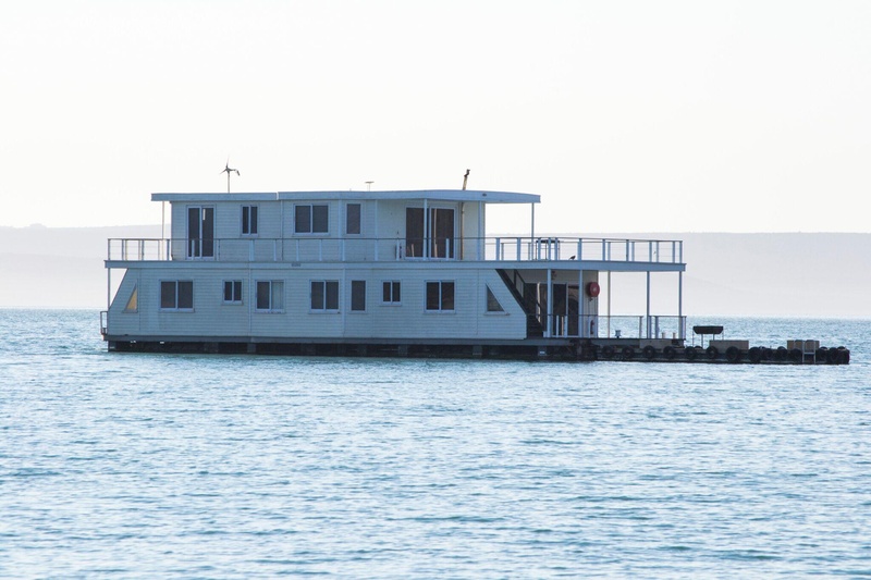 Houseboat-Langebaan