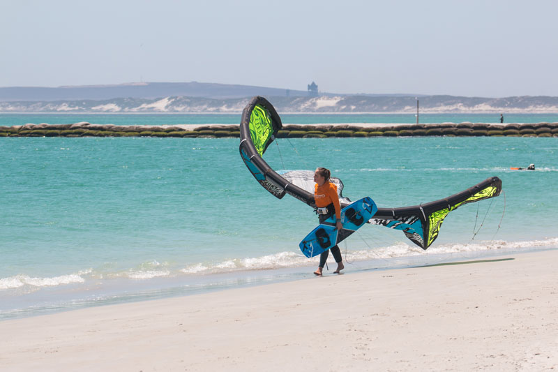 kitesurfer-langebaan