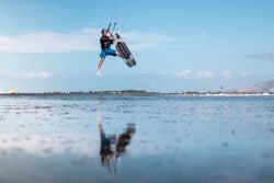 kitesurf-onefoot
