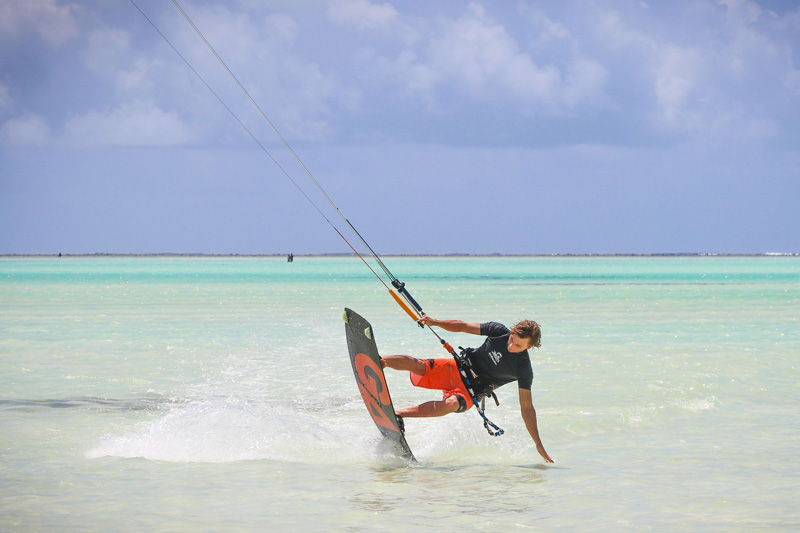 zanzibar-kitesurfing-tanzania