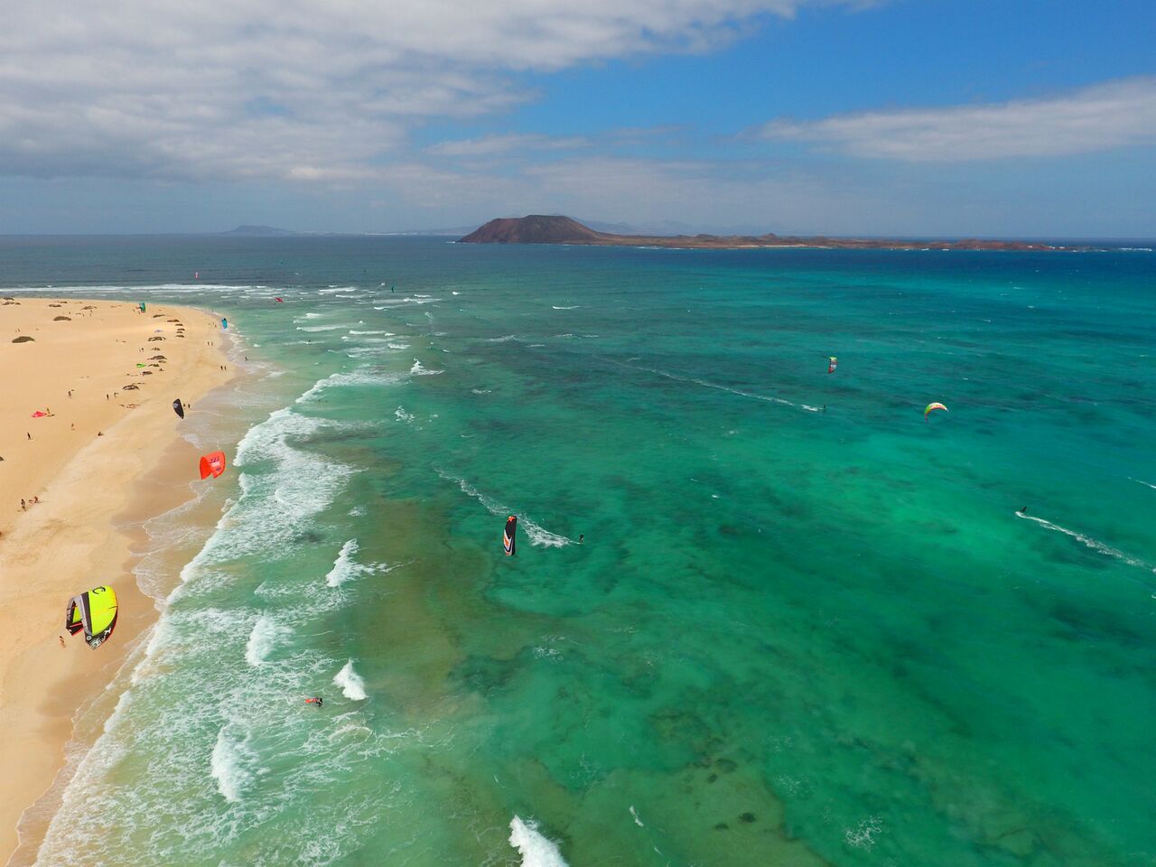 North Fuerteventura kitesurfing centres, North Fuerteventura
