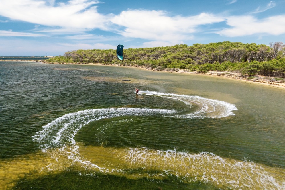 Wingfoil and Kitesurf Centre Marsala, Lo Stagnone Sicily
