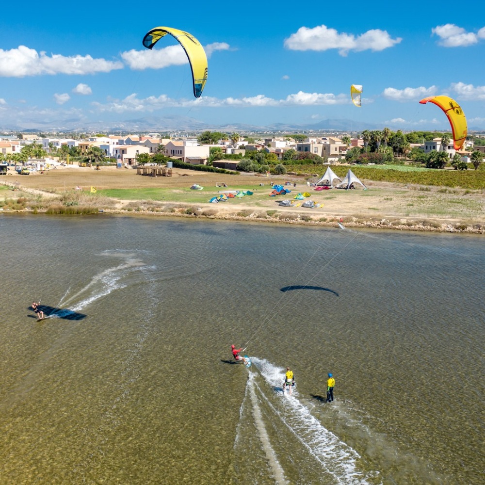 Prokite Alby Rondina Hotel, Lo Stagnone Sicily - kitesurf holidays
