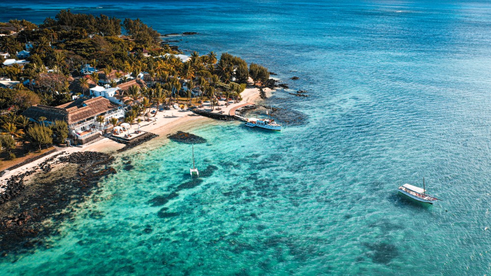 20 Degrees South, Anse La Raie - kitesurf holidays