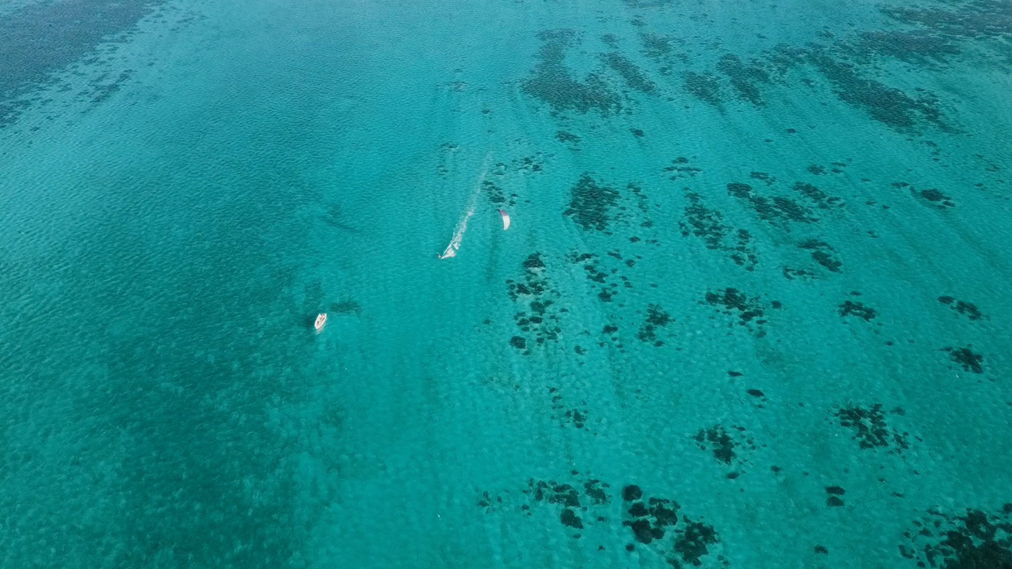 Pointe d'Esny Kitesurf and Foiling Centre, Pointe Desny