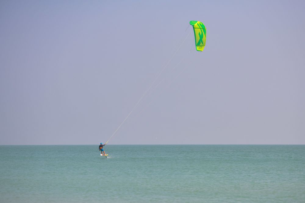 Mannar kitesurf holidays