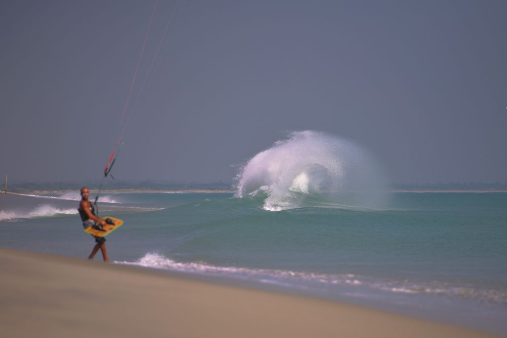 Mannar kitesurf holidays