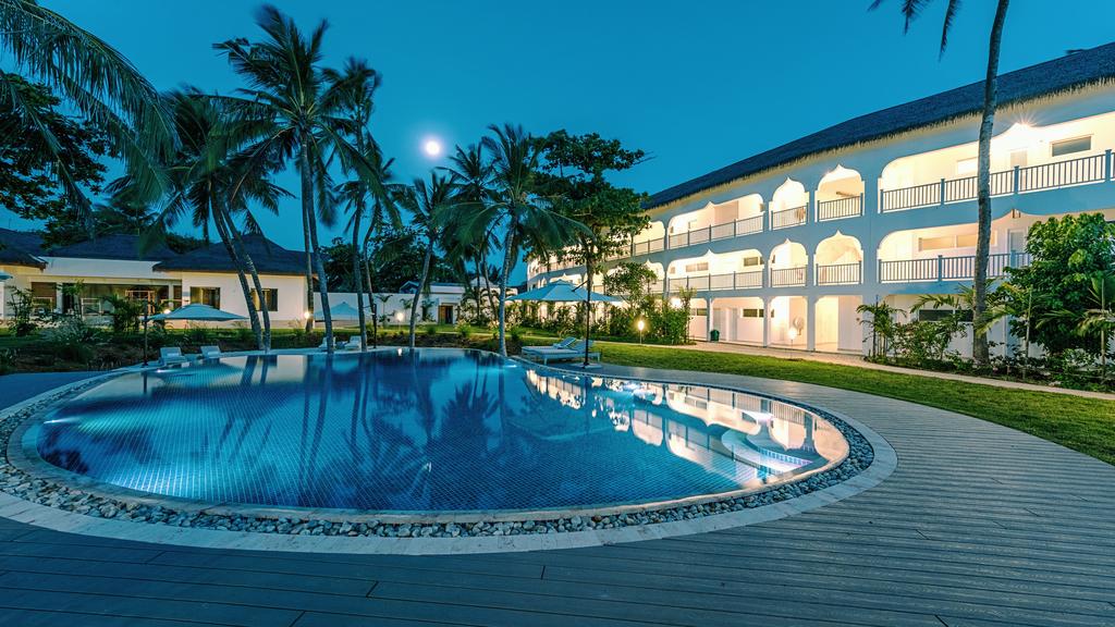 Hemingways Resort, Watamu - kitesurf holidays