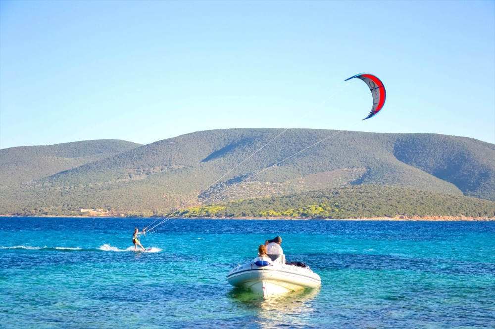 Evia Island kitesurf holidays