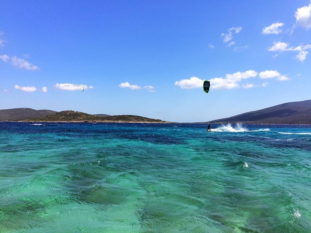 Evia Island kitesurf holidays