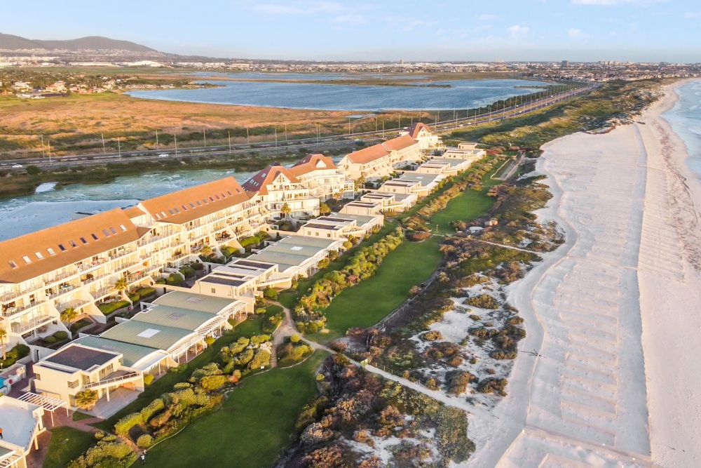 Dolphin Beach Hotel, Cape Town - kitesurf holidays