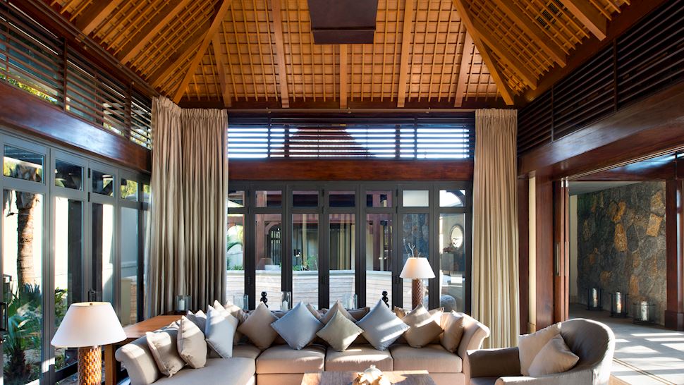 St Regis Mauritius Grand Beachfront Villa, Le Morne - kitesurf holidays