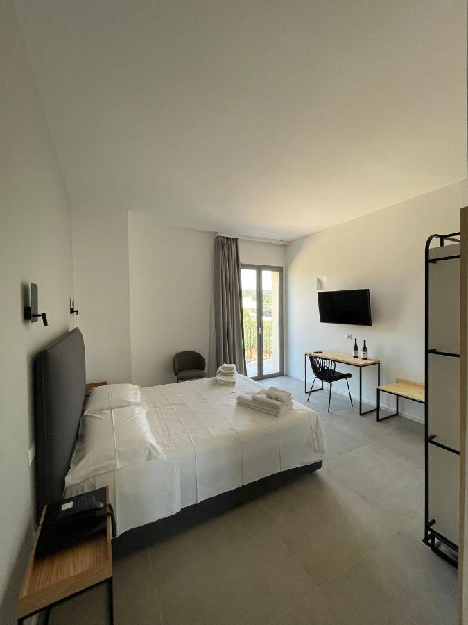 Custera Farm Boutique, Lo Stagnone Sicily - kitesurf holidays