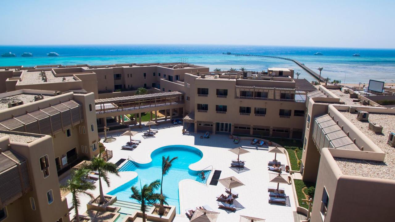 The Breakers Kitesurf And Dive Lodge, Soma Bay - kitesurf holidays