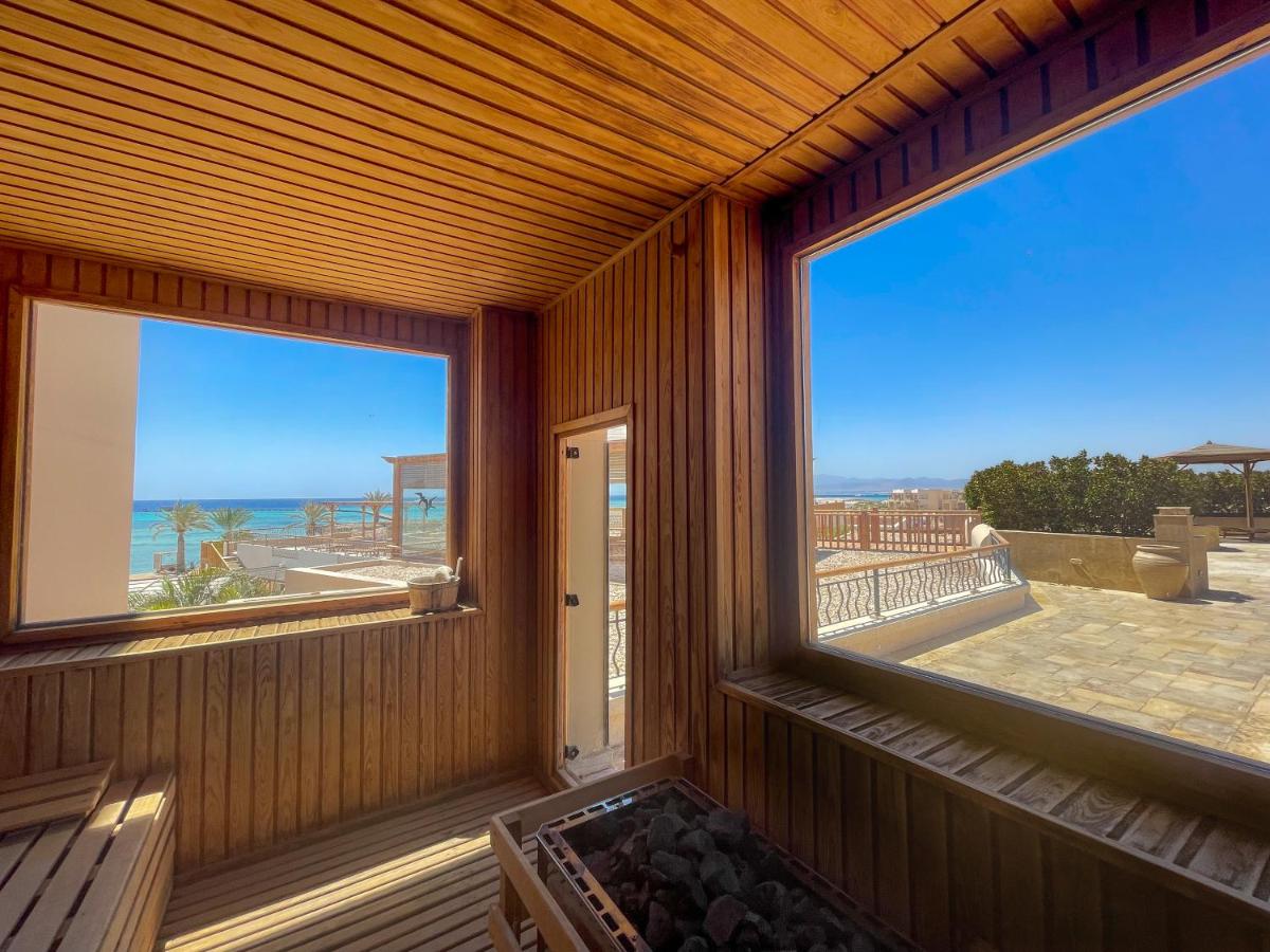 The Breakers Kitesurf And Dive Lodge, Soma Bay - kitesurf holidays