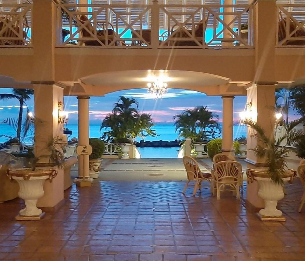Coco Reef, Tobago - kitesurf holidays