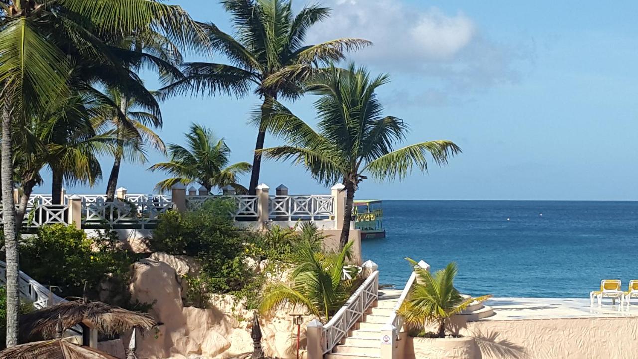 Coco Reef, Tobago - kitesurf holidays