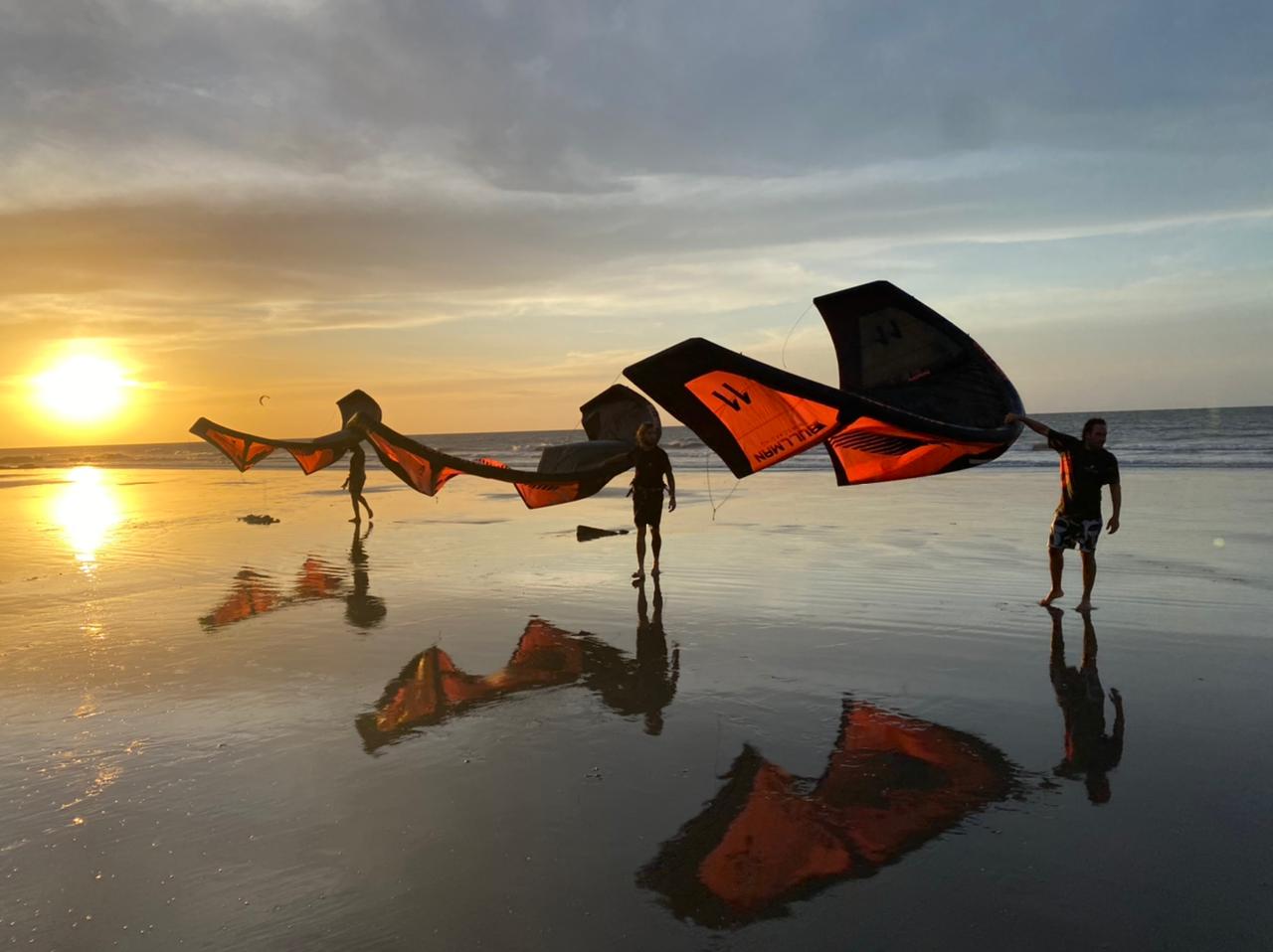 Cumbuco kitesurfing centres, Cumbuco