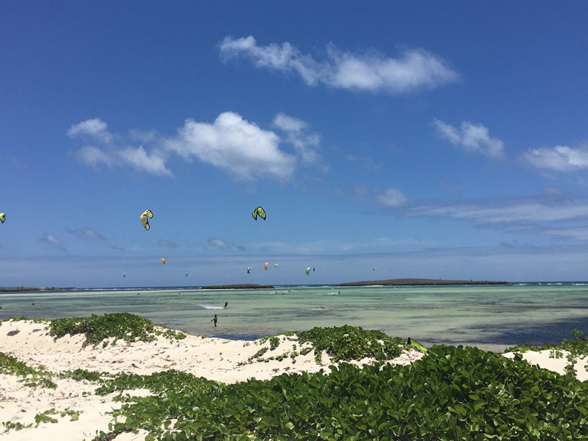 Sakalava Beach Kitesurf Lodge, Sakalava Bay And Emerald Sea - kitesurf holidays