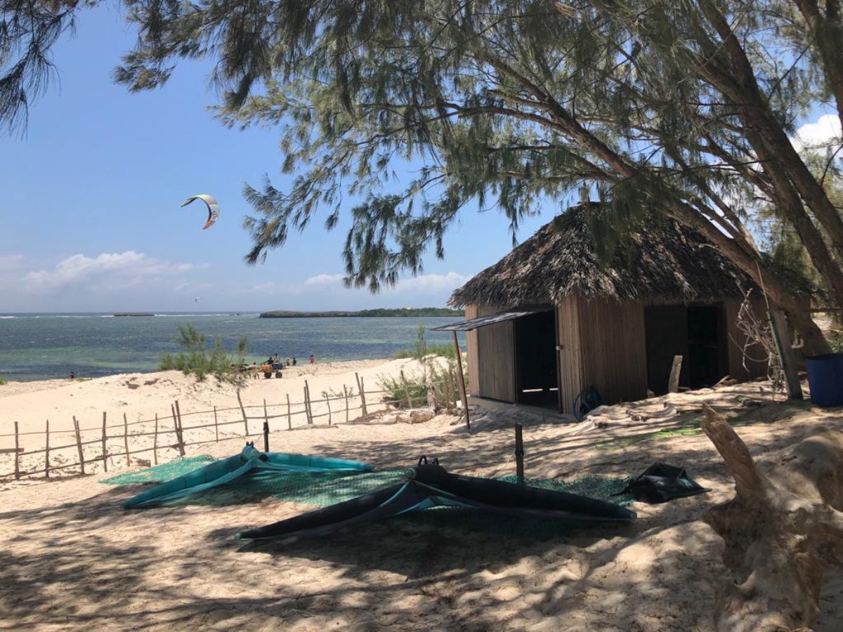 Sakalava Beach Kitesurf Lodge, Sakalava Bay And Emerald Sea - kitesurf holidays