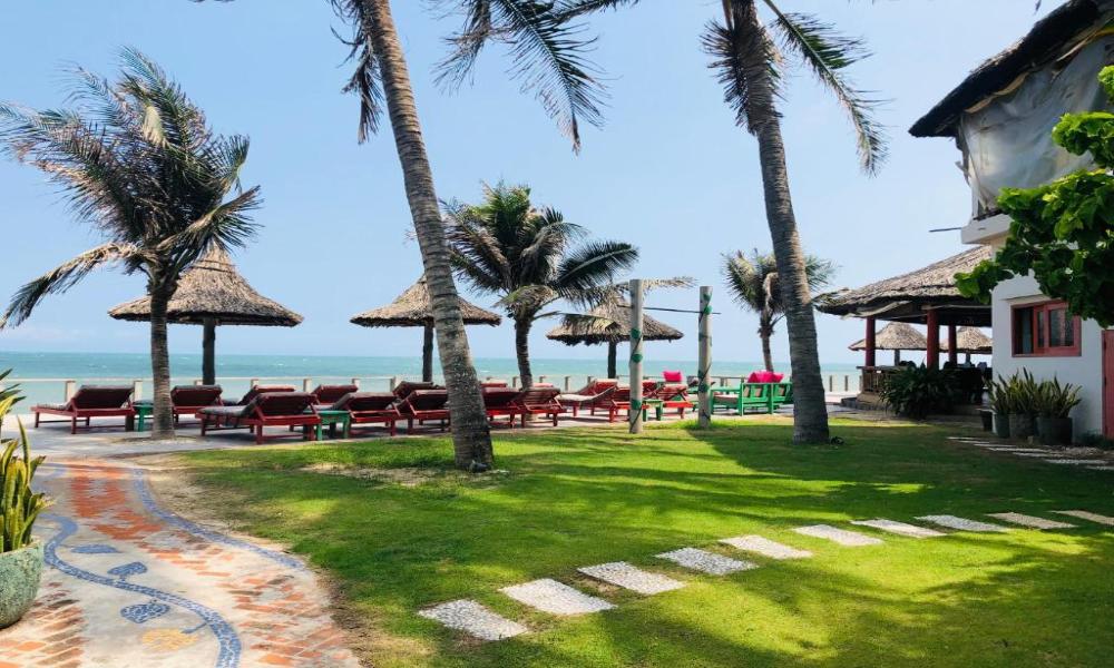 Full Moon Beach Resort, Mui Ne - kitesurf holidays