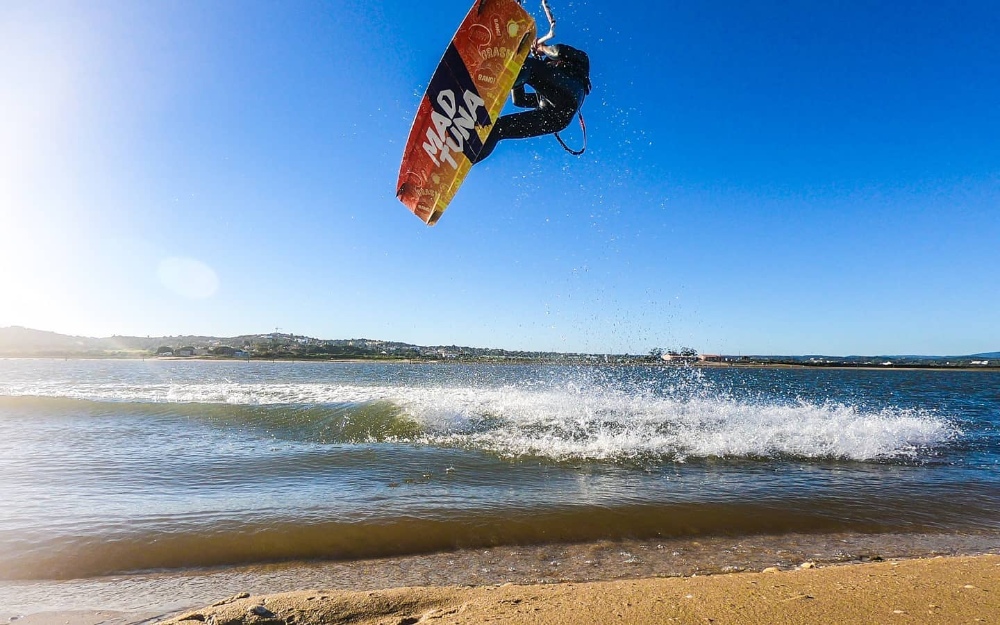 South Portugal kitesurf holidays